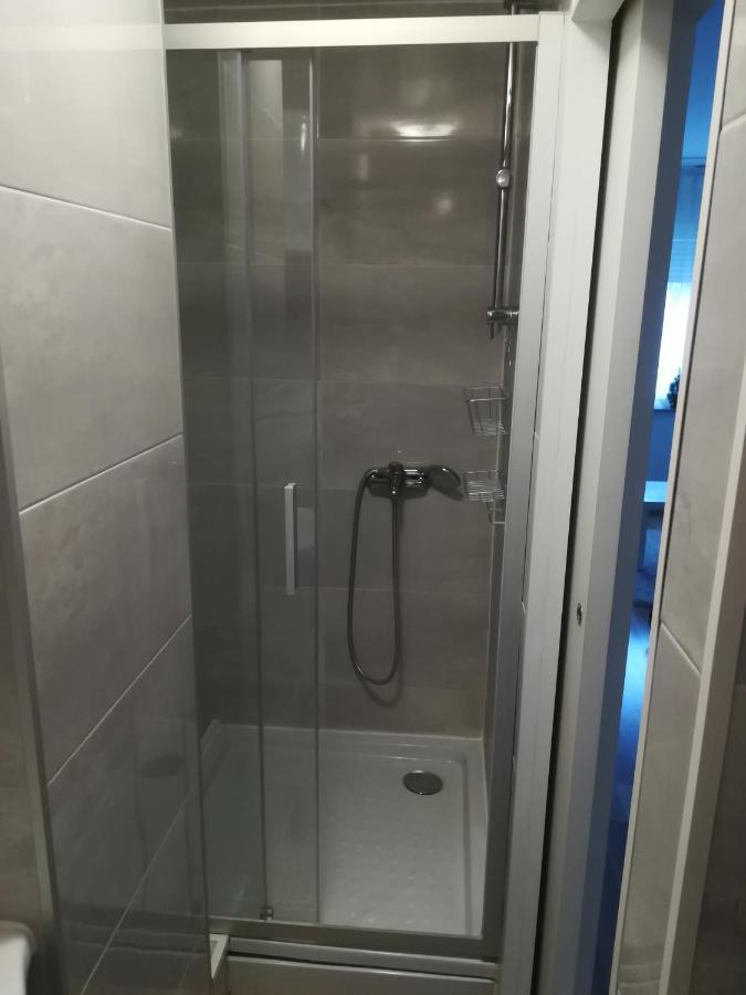 Meridian Apartment , 300M To Bus Terminal, Fast Wifi & Airport Transf Zagabria Esterno foto
