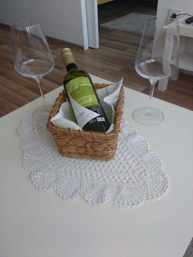 Meridian Apartment , 300M To Bus Terminal, Fast Wifi & Airport Transf Zagabria Esterno foto