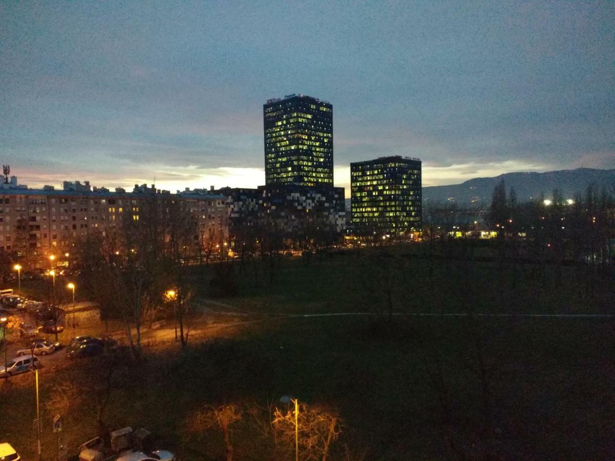 Meridian Apartment , 300M To Bus Terminal, Fast Wifi & Airport Transf Zagabria Esterno foto