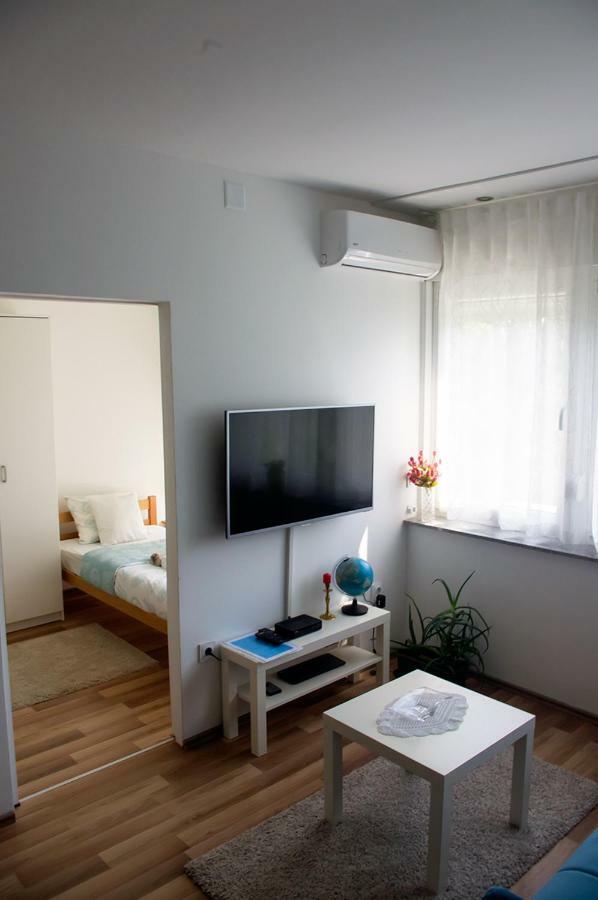 Meridian Apartment , 300M To Bus Terminal, Fast Wifi & Airport Transf Zagabria Esterno foto