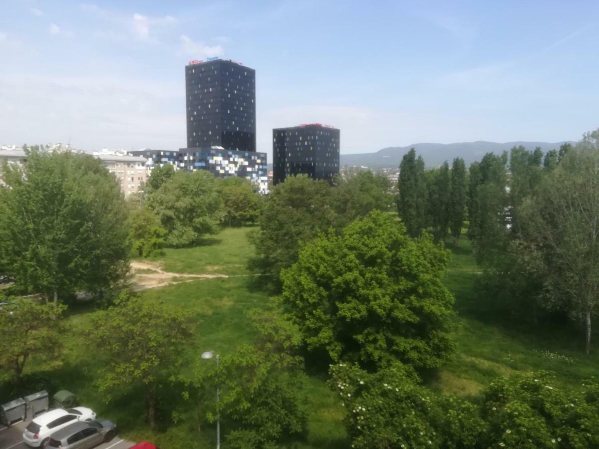Meridian Apartment , 300M To Bus Terminal, Fast Wifi & Airport Transf Zagabria Esterno foto